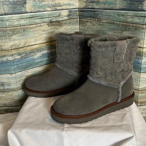 coach grey boots